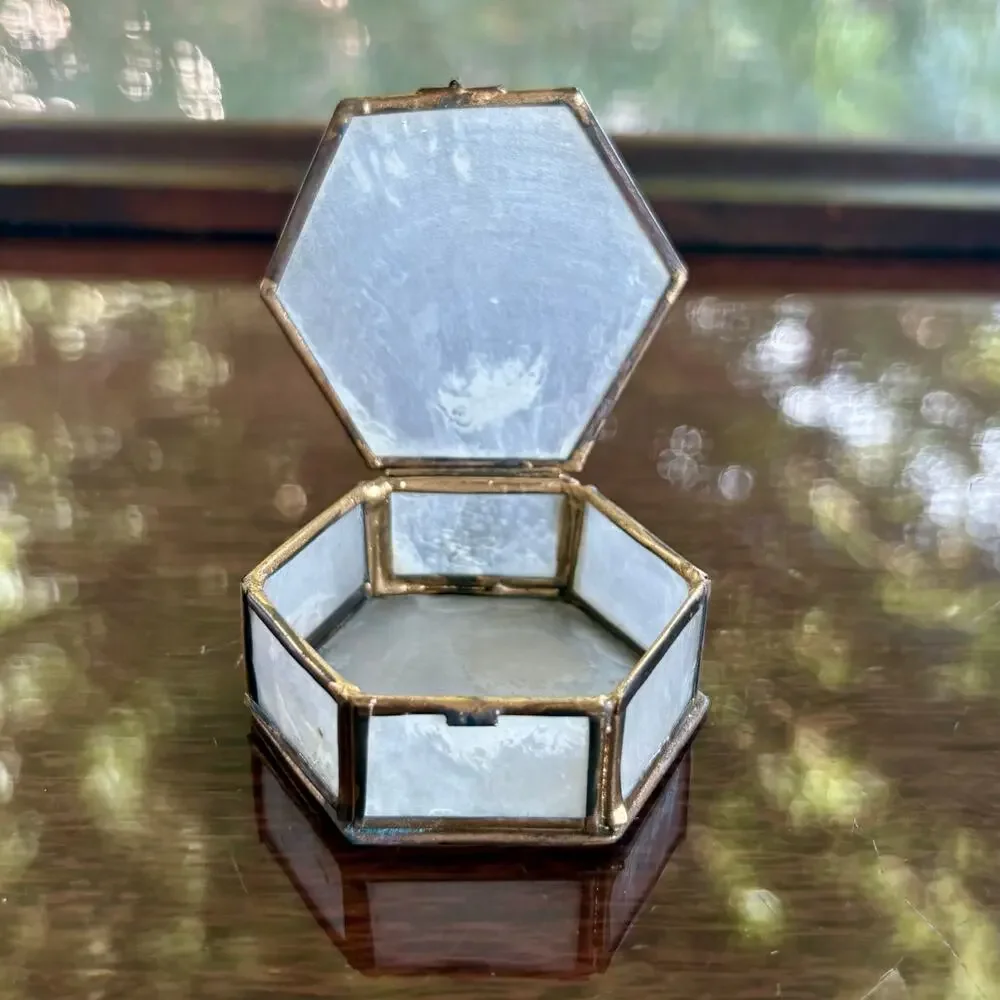 Vintage Hexagon Capiz Shell Trinket Box – Hinged Lid